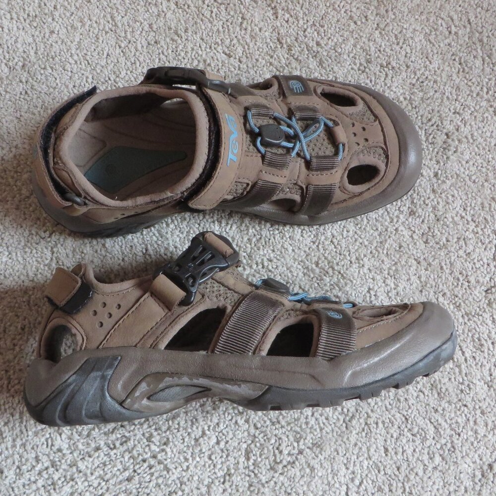 Teva womens outdoor sandals size 6 brown/blue #6156